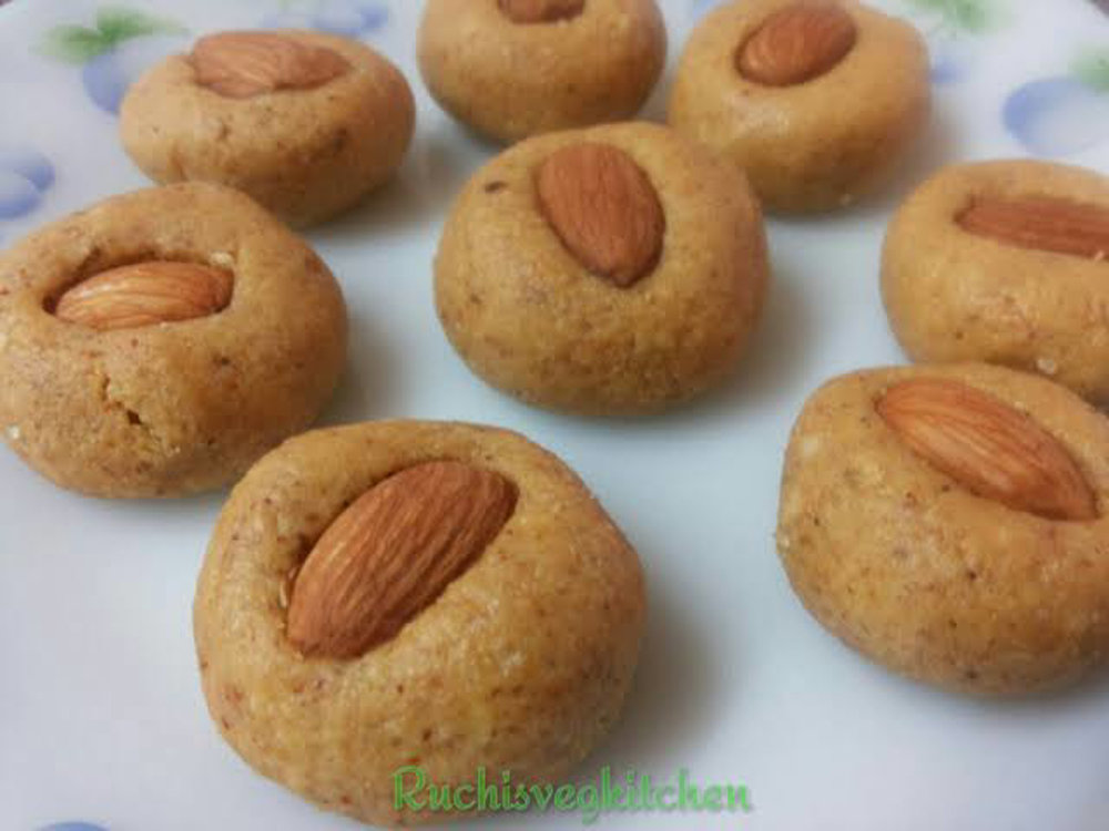 Picture of Almond Ladoo Biscuits